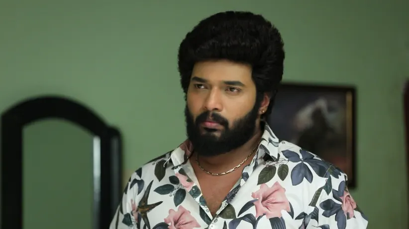 Adithya’s answer leaves Akhila furious - Sembaruthi
