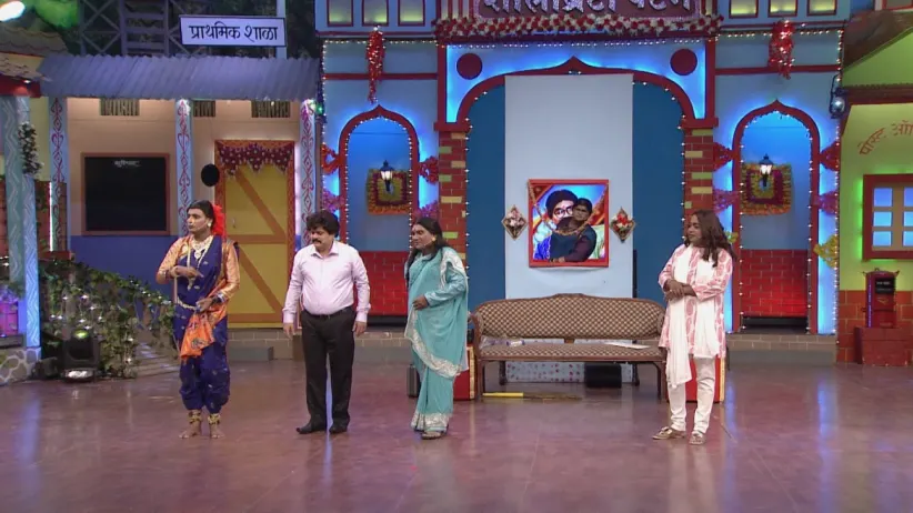 Nine actresses grace the show - Chala Hawa Yeu Dya