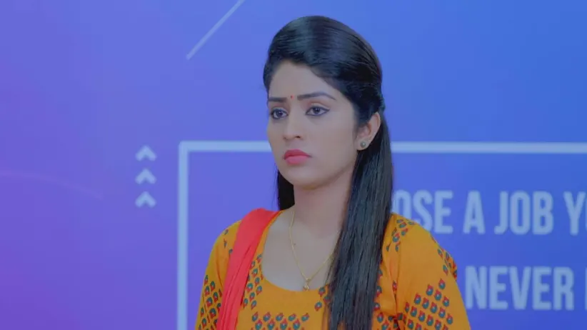 Aryavardhan avoids Anu - Jothe Jotheyali