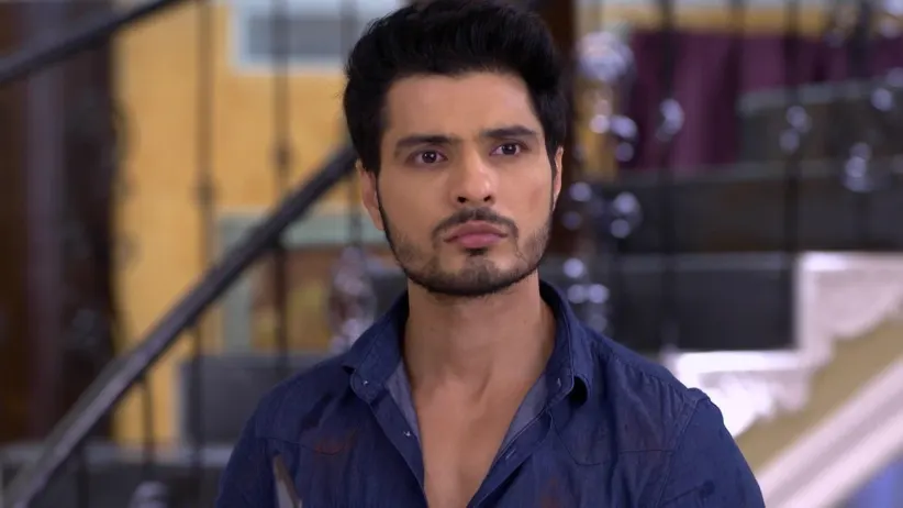 Abhi throws Tanu and Aliya out - Kumkum Bhagya