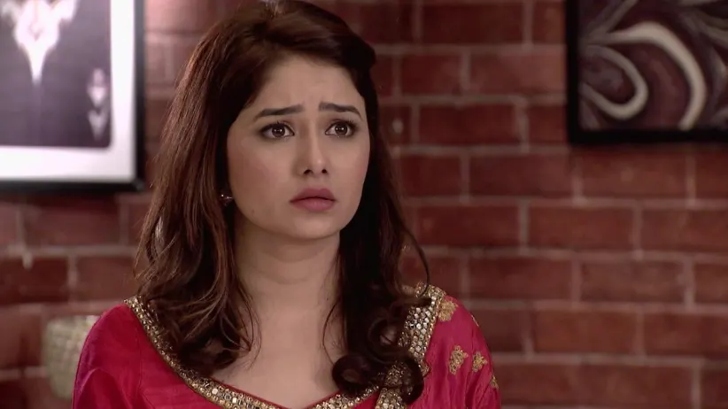 Abhi misunderstands and lambasts Purab - Kumkum Bhagya