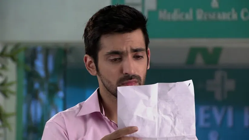 Purab finds Bulbul missing from the hospital - Kumkum Bhagya