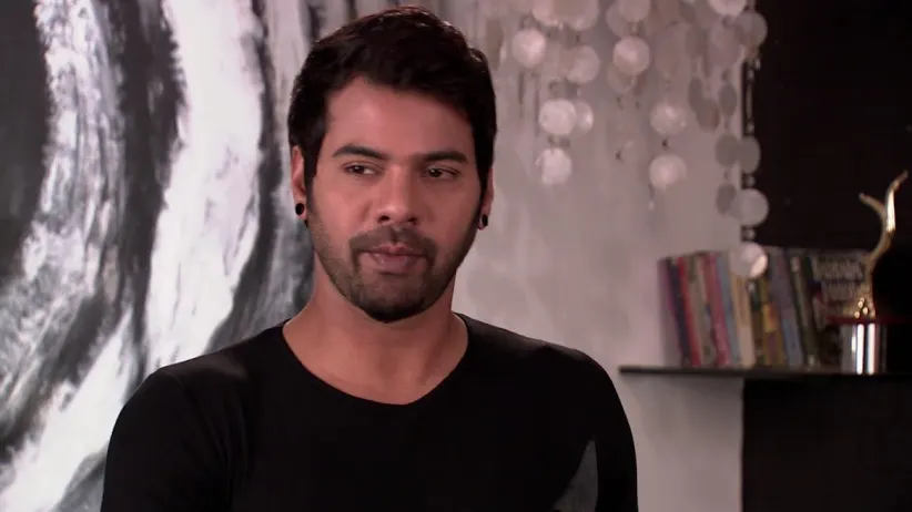 Alia learns about Purab and Bulbul's marriage - Kumkum Bhagya