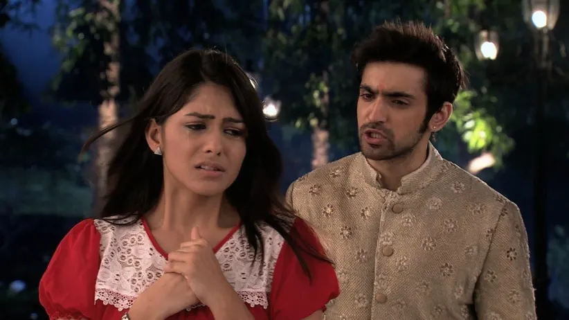 Pragya interrupts Purab and Bulbul's wedding - Kumkum Bhagya