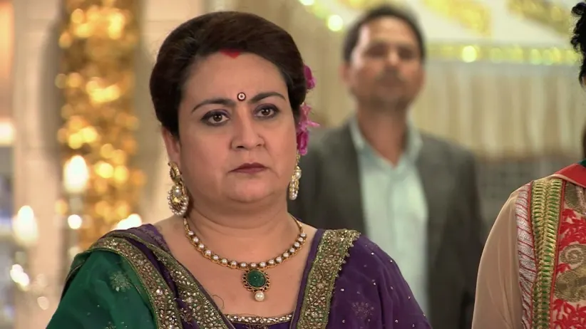 Abhi accuses Pragya of being greedy and selfish - Kumkum Bhagya