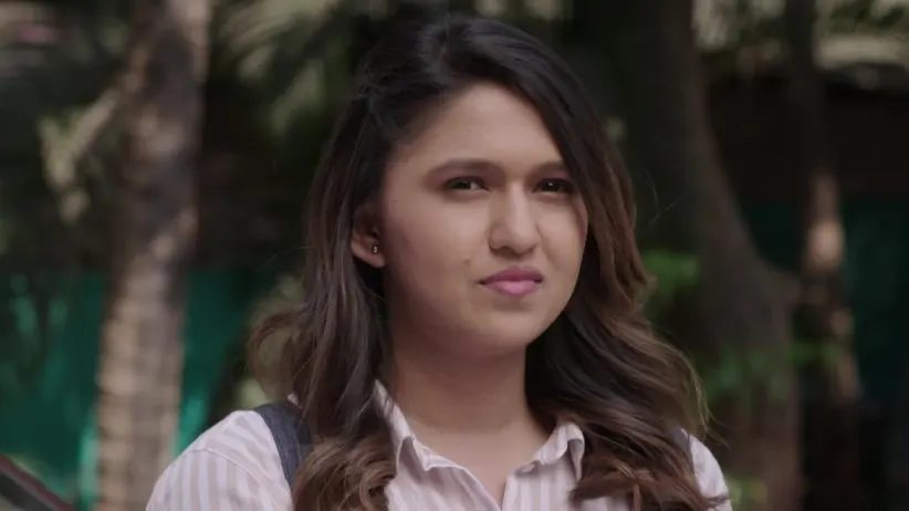 Aditya gets in trouble because of Naina's gift - Majha Hoshil Na