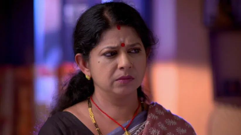 Rajaram questions Ravi Varman - Neeum Njanum