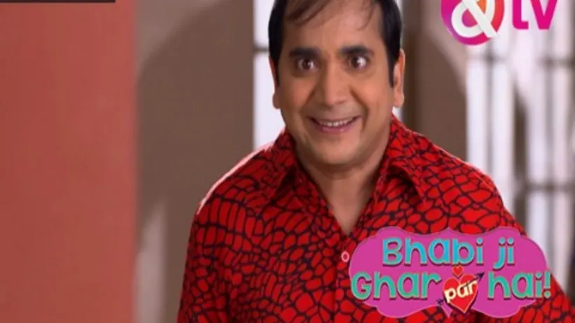 Saxena forces Vibhuti to do his bidding - Bhabi Ji Ghar Par Hai