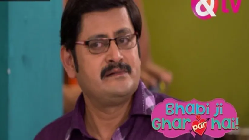 Anita shows Vibhuti's MMS to Chuttan - Bhabi Ji Ghar Par Hai