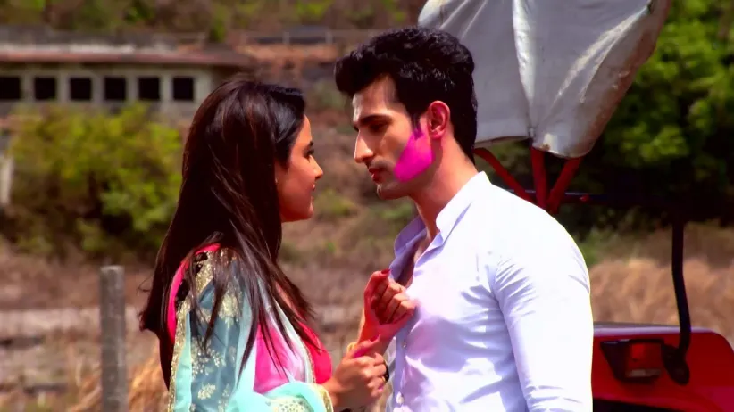 Twinkle and Kunj's First Holi | Tashan-E-Ishq