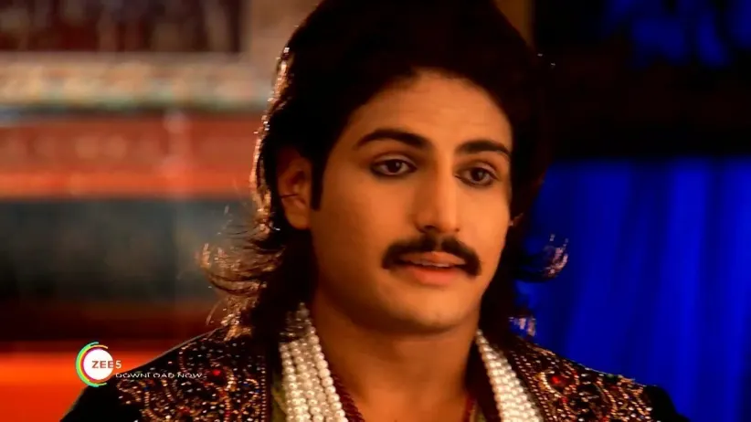 Jalal Enters Jodha's Room | Jodha Akbar