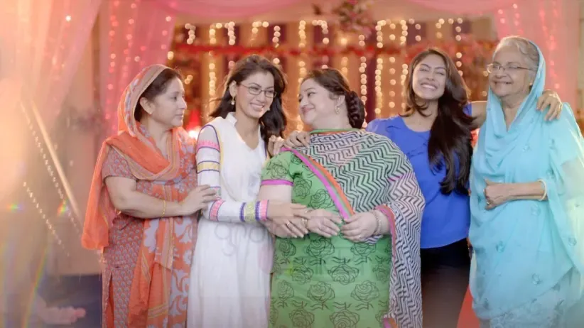 Pragya encourages Suresh to support Rachna - Kumkum Bhagya