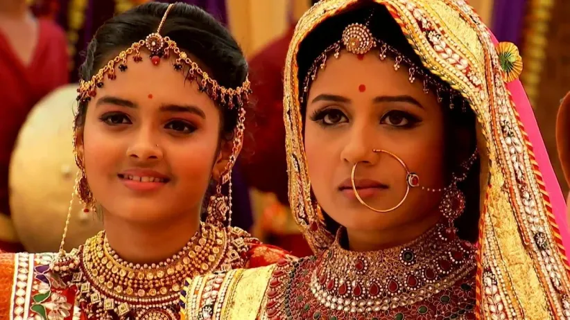 Jalal Teaches Dhawalgarh’s King a Lesson