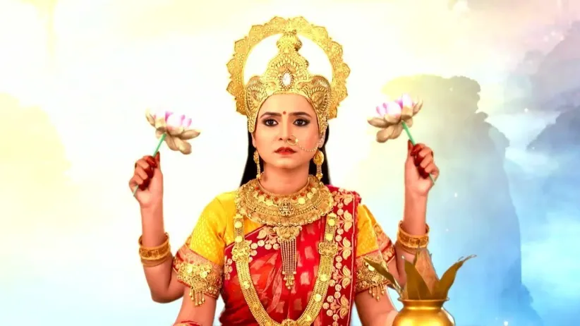 Debi Paulomi Uses Indradeb’s Weapon