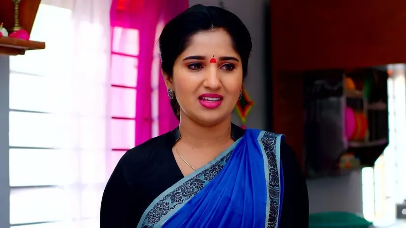 Anjaneyulu Applies Vermilion to Janaki