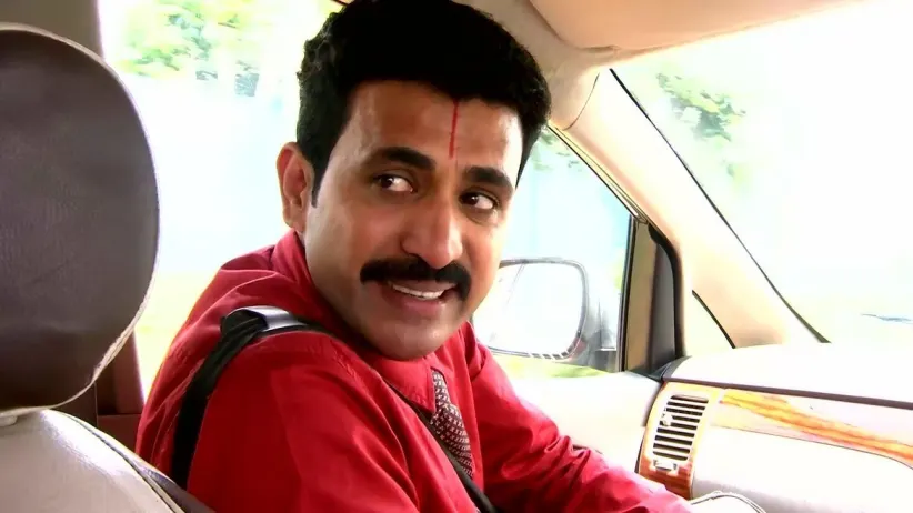 Baalu Attacks Jaya Surya's Car