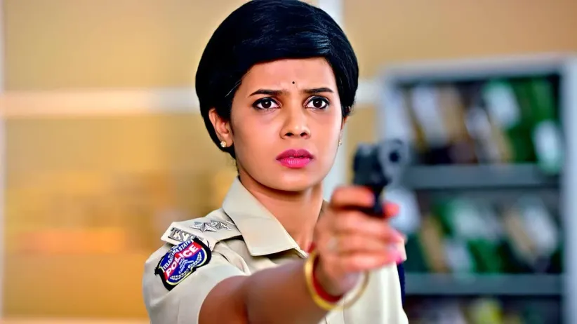 Savitri’s Grandmother Steals Surya’s Gun