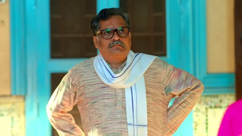 Mirza and Mishra's Decision Regarding Holi