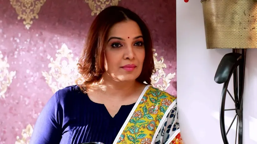 Anamika Tells Her Decision to Radha