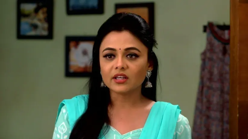 Neha Takes a Promise from Pari