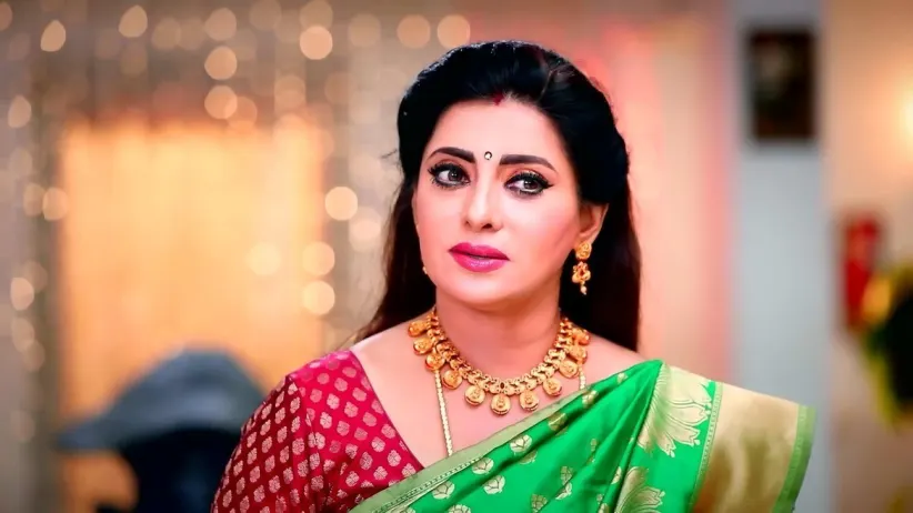 The Goons Spy on Parvathy
