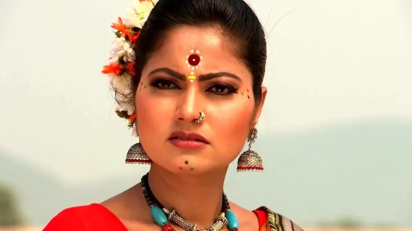 Ganga Gets Locked in a Room