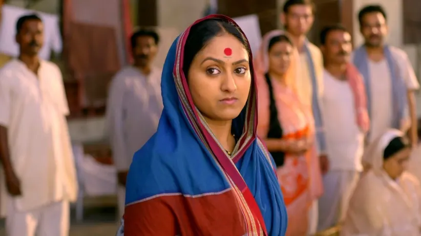 Ramji Stops Everyone from Helping Bhim