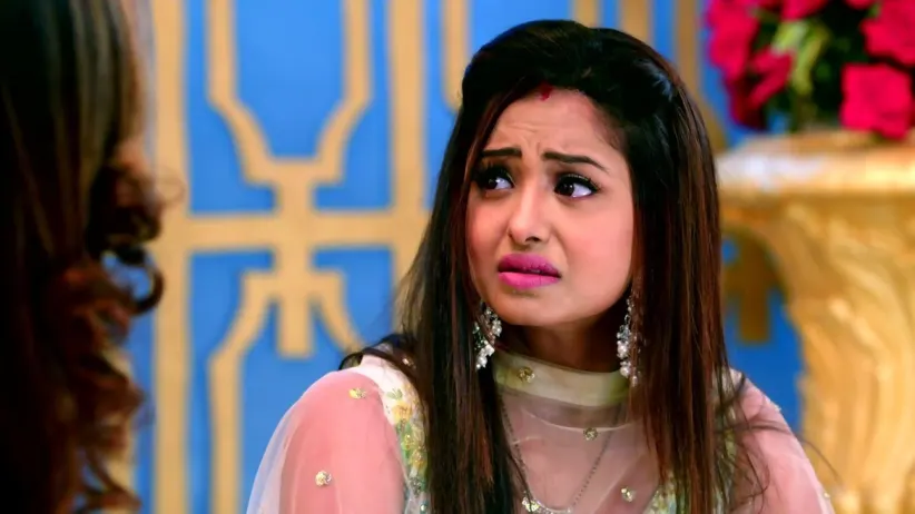 Rhea and Alia Try to Help Nick