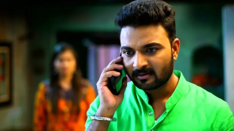 Ajit Kumar Tries to Reason with Sonali