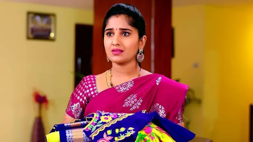 Harsha Buys a Dress for Manga