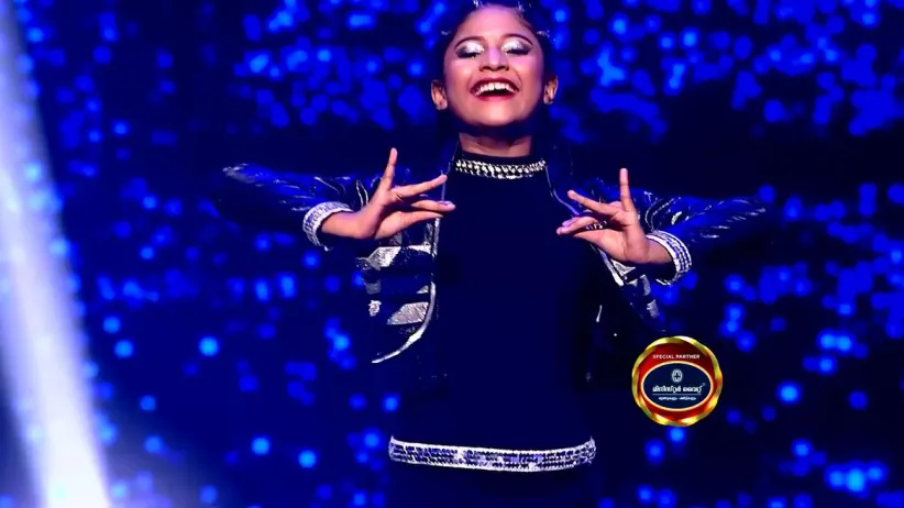 Little Kanishk Takes Over the Stage