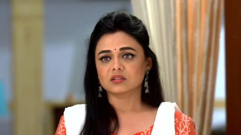 Mithila Overhears Sameer's Phone Call