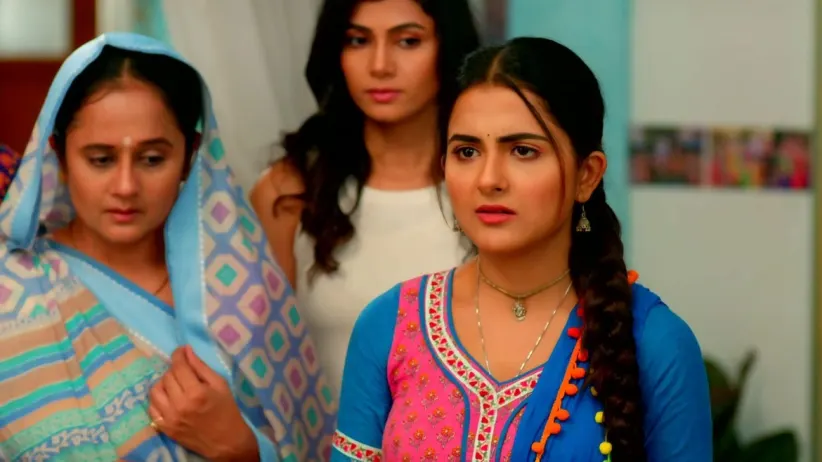 Siddharth Brings Mithai and Indu Back Home