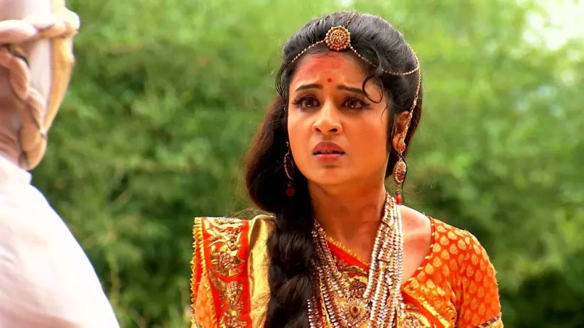 Jalaal Gets Injured while Hunting