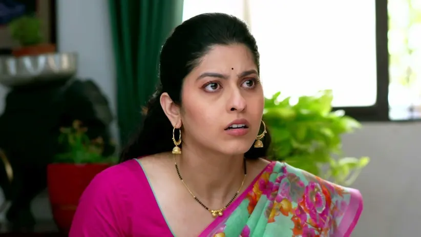 Valli Confronts Saurabh