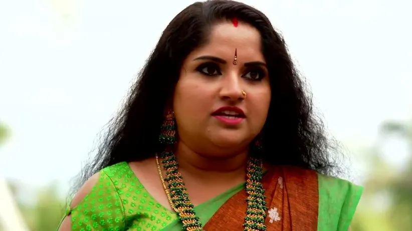 Shalini Quarrels with Sharada