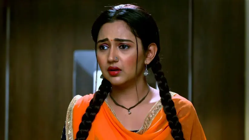 Chitra's Spirit Possesses Neela