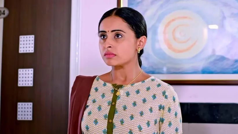 Sneha Warns Puttakka