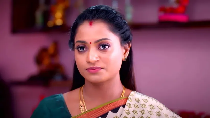 Manohar's Wife Disbelieves Seetha