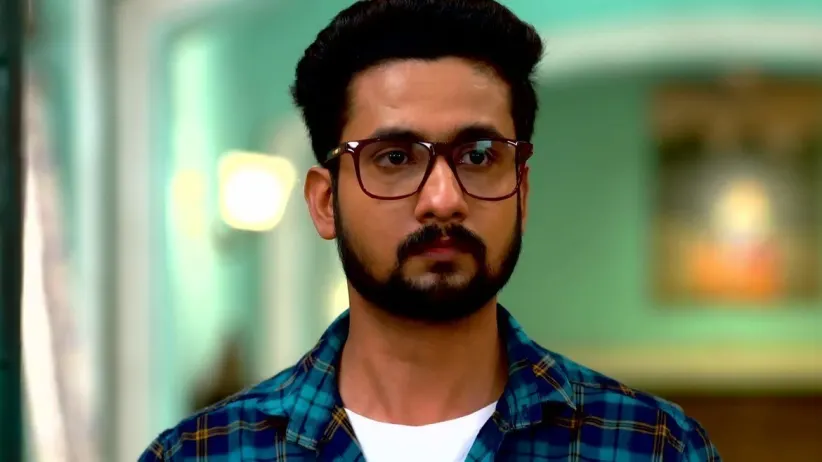 Paromita Threatens Urmi