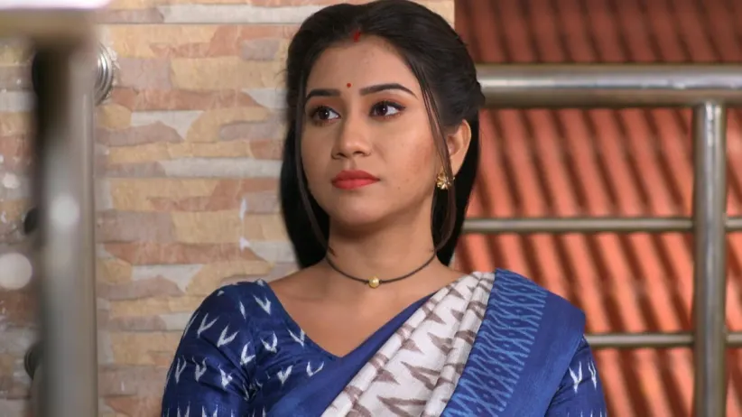 Sunita Learns about Vicky's Problems