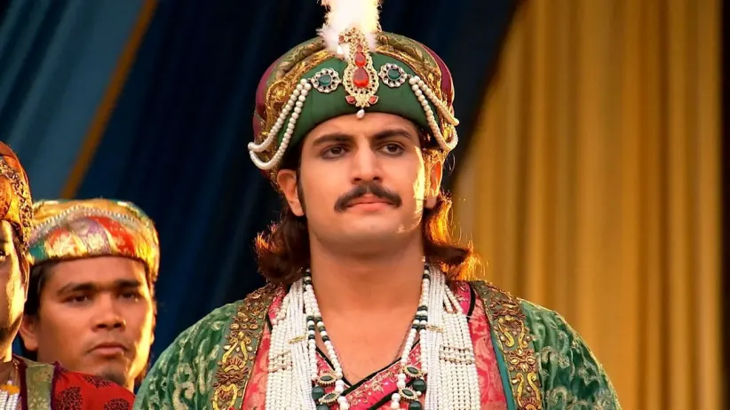 Jodha's Gift to Jalaal on His Birthday