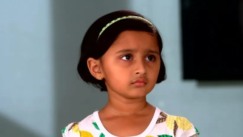 Pari Makes Yash and Aajoba Reconcile