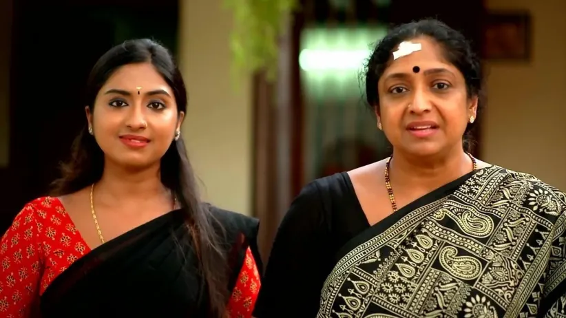Sharada is Nervous to See Shalini
