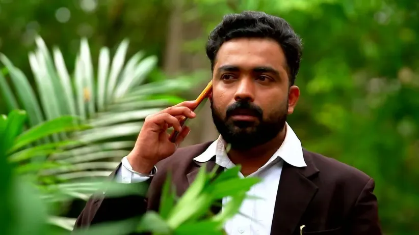 Preethi Seeks Sathyabhama’s Blessing