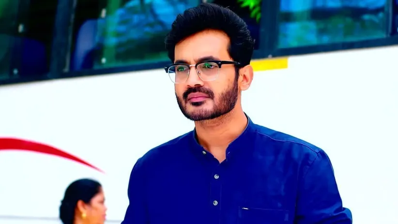Rajendra Praises Divya