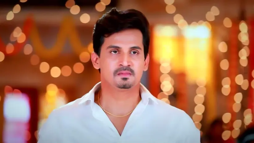 Karthik Exposes Amutha