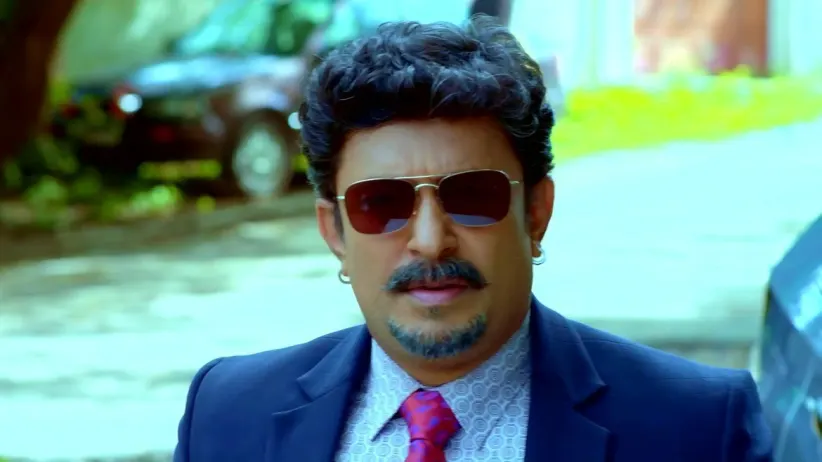Revathi Meets Dev