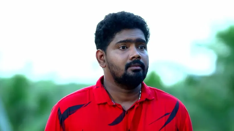Vishnu to Give Shalini a Sari