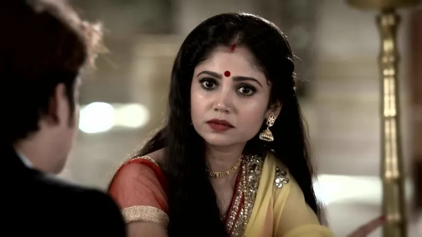 Arya Begs Maa Santoshi to Revive Santoshi